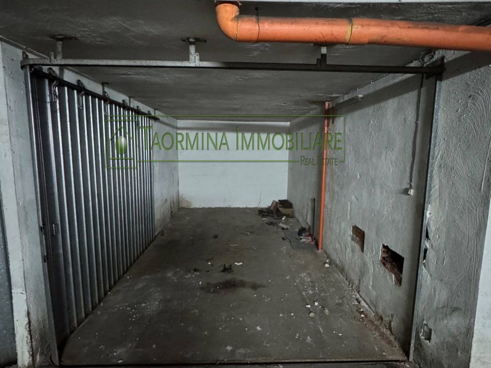 Parkeringsplass i Gaggi, Messina - bilde 1