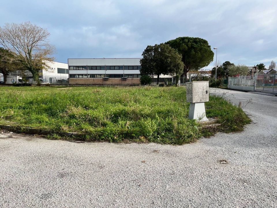 Helårsgrund i Montemarciano, Ancona - foto 1