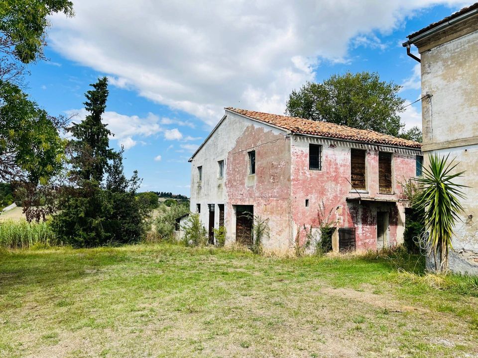 Herregård i Ostra, Ancona - bilde 1