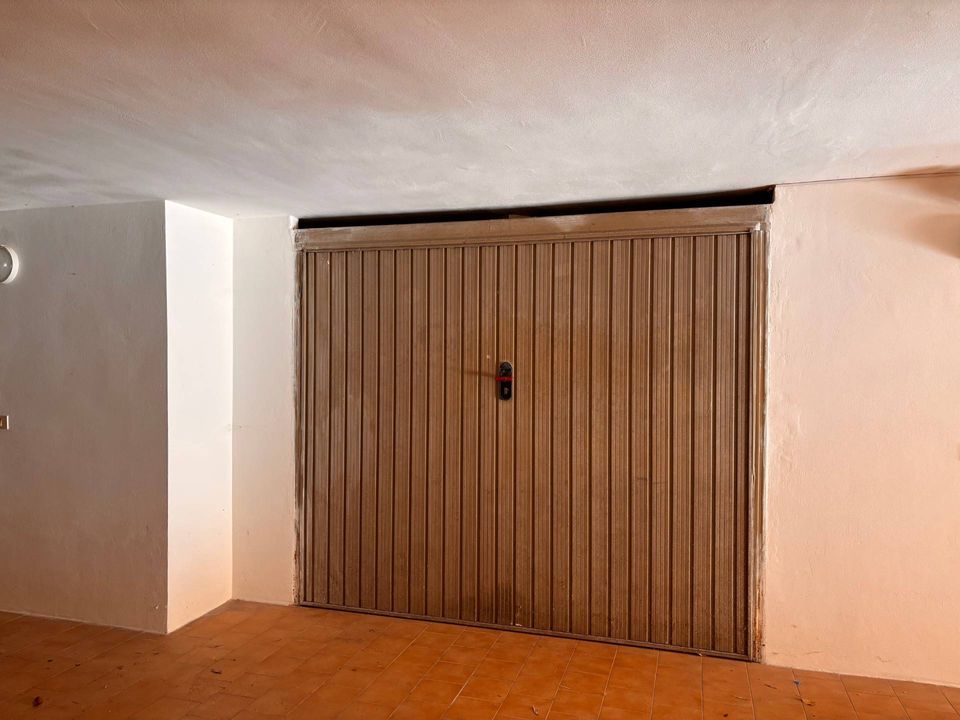Parkeringsplass i Montemarciano, Ancona - bilde 1