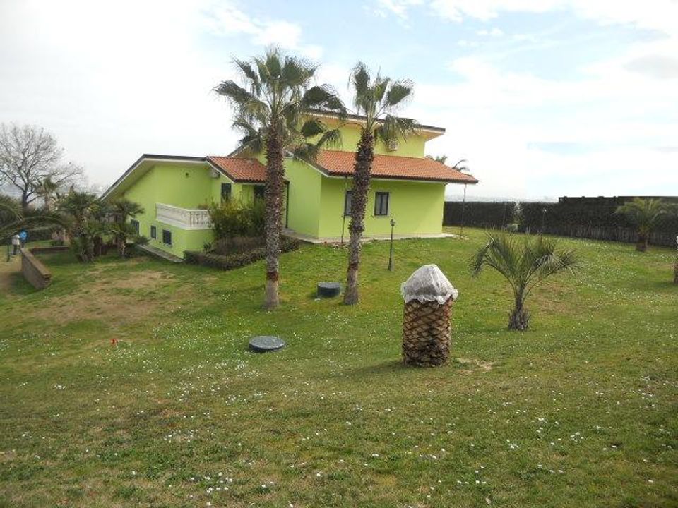 Villa i Martinsicuro, Teramo - foto 1