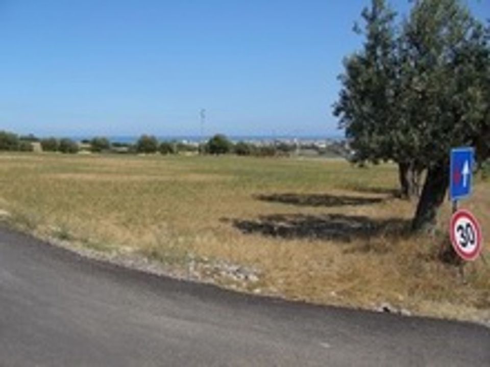 Helårsgrund i Colonnella, Teramo - foto 1
