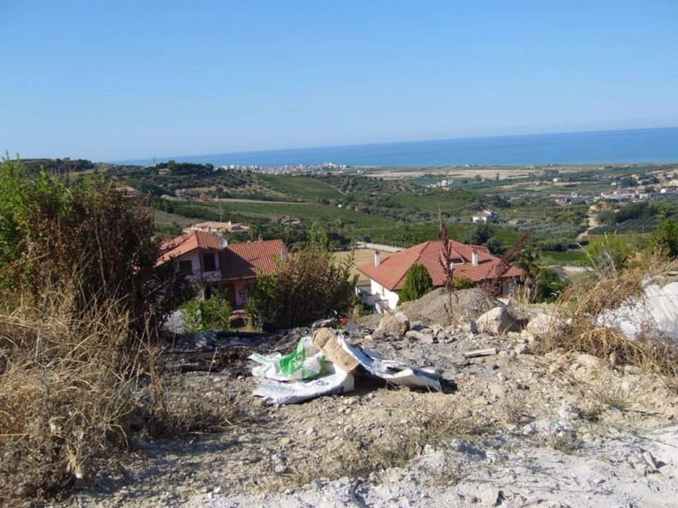 Helårsgrund i Colonnella, Teramo - foto 2