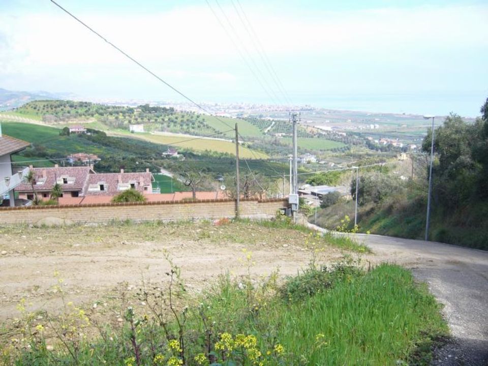 Helårsgrund i Colonnella, Teramo - foto 4