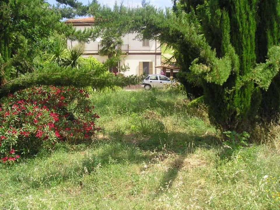 Helårsgrund i Colonnella, Teramo - foto 1