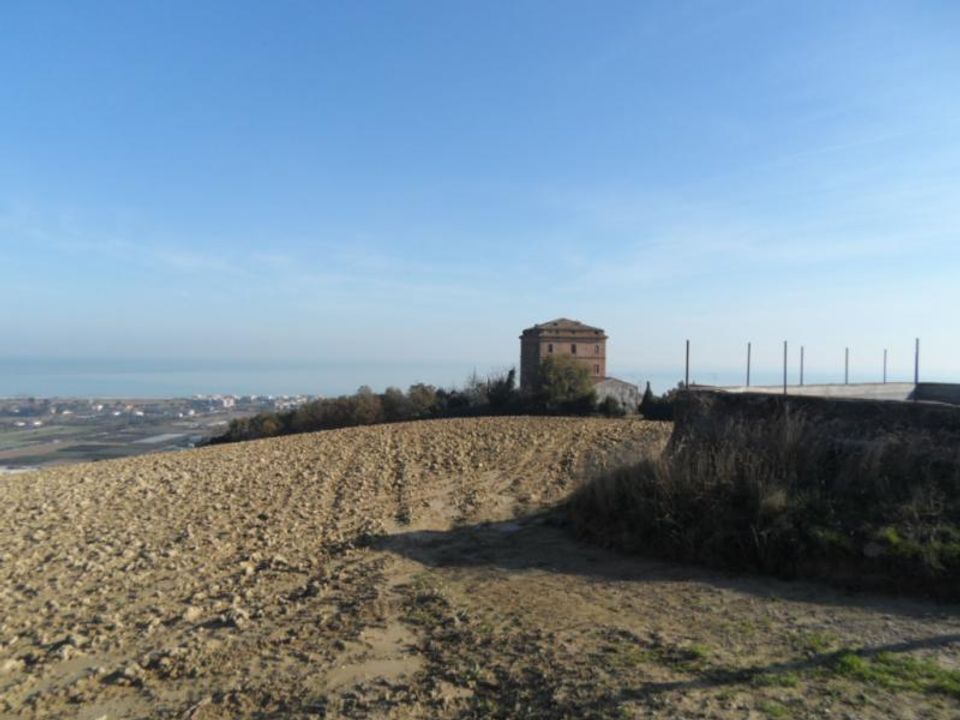 Landejendom i Martinsicuro, Teramo - foto 1