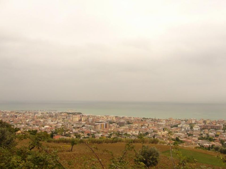 Grond in San Benedetto Del Tronto, Ascoli Piceno - foto 1