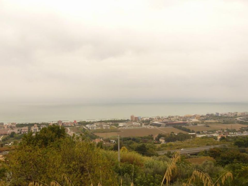 Grond in San Benedetto Del Tronto, Ascoli Piceno - foto 2
