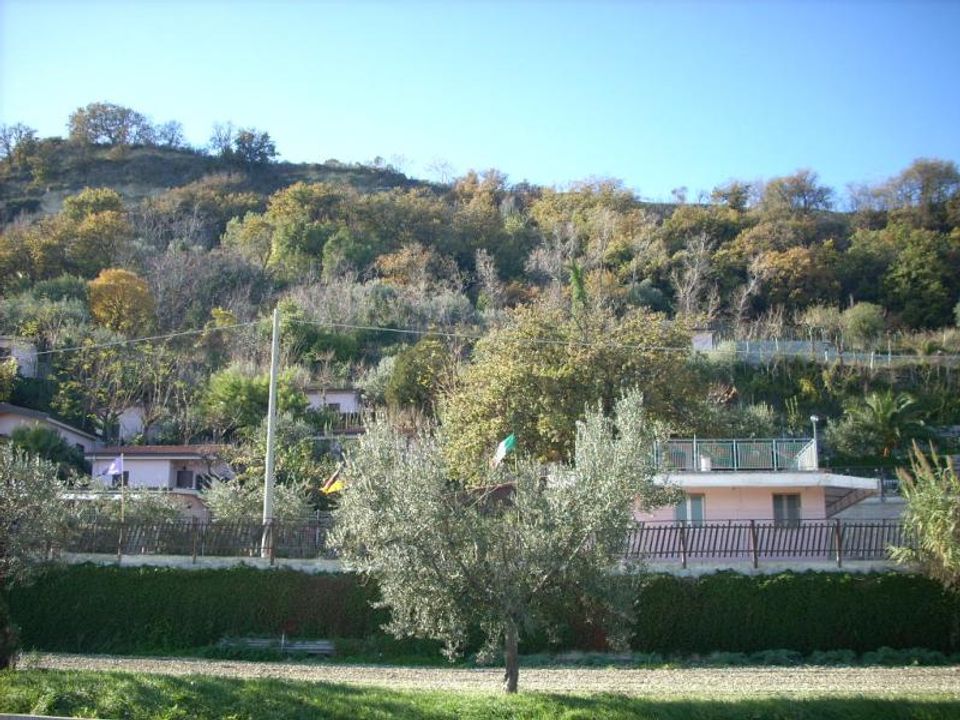 Erhvervsejendom i Cupra Marittima, Ascoli Piceno - foto 1