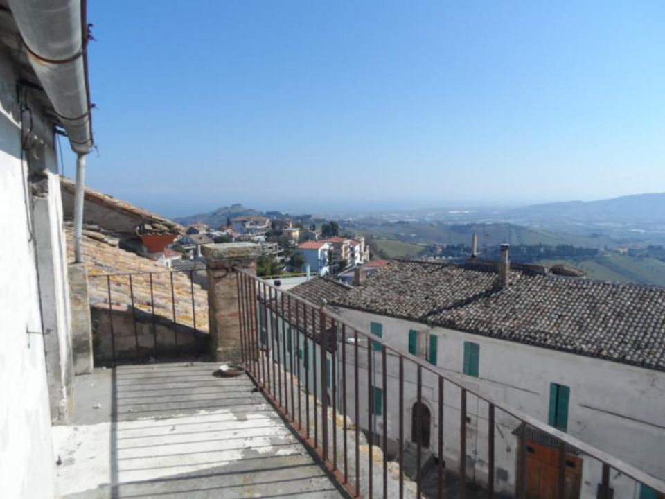 Villa i Monteprandone, Ascoli Piceno - foto 1