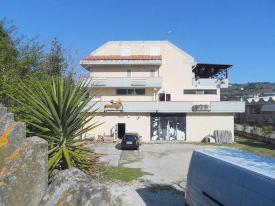 Villa i San Benedetto Del Tronto, Ascoli Piceno - foto 1