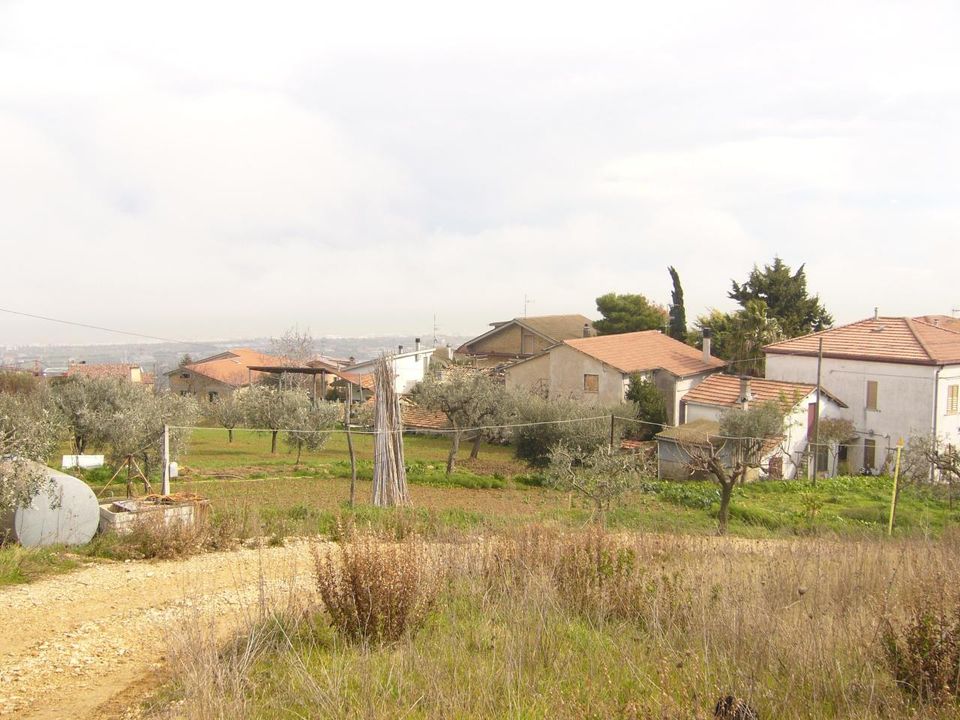 Helårsgrund i Colonnella, Teramo - foto 2