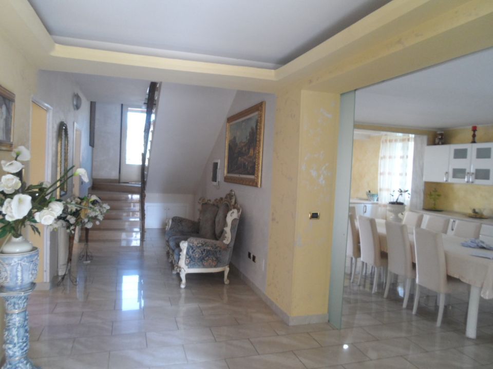 Villa i Alba Adriatica, Teramo - foto 1