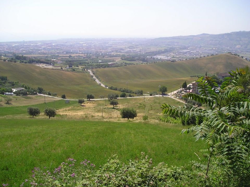Helårsgrund i Monteprandone, Ascoli Piceno - foto 1