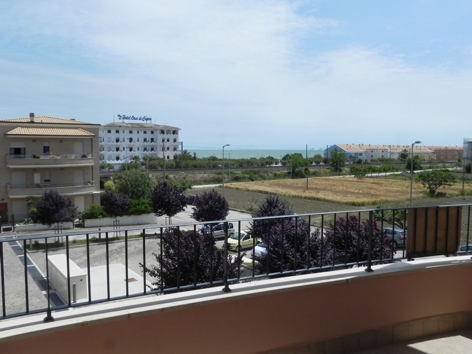 Lejlighed i Cupra Marittima, Ascoli Piceno - foto 1