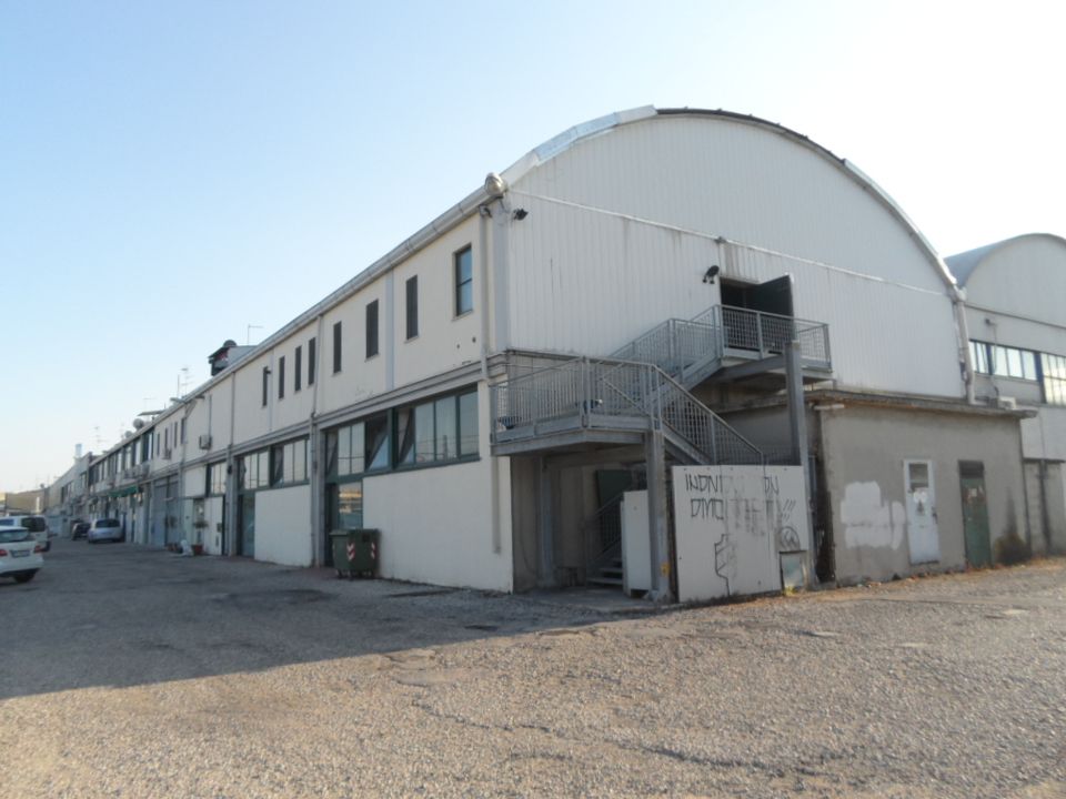 Commercieel vastgoed in San Benedetto Del Tronto, Ascoli Piceno - foto 1