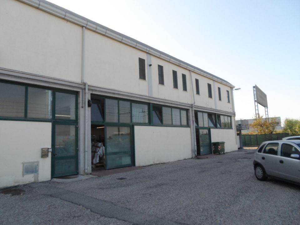 Commercieel vastgoed in San Benedetto Del Tronto, Ascoli Piceno - foto 2