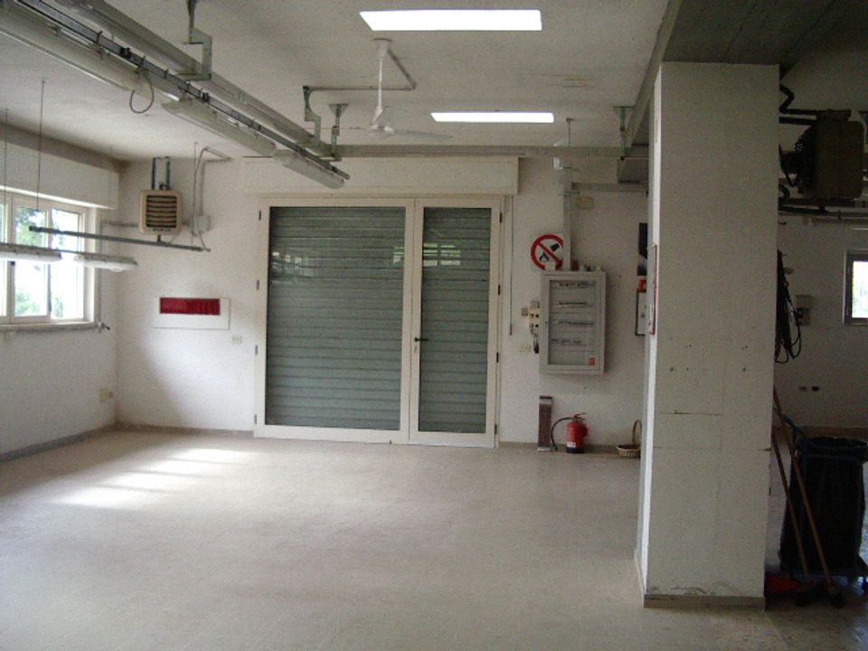 Erhvervsejendom i Colonnella, Teramo - foto 1