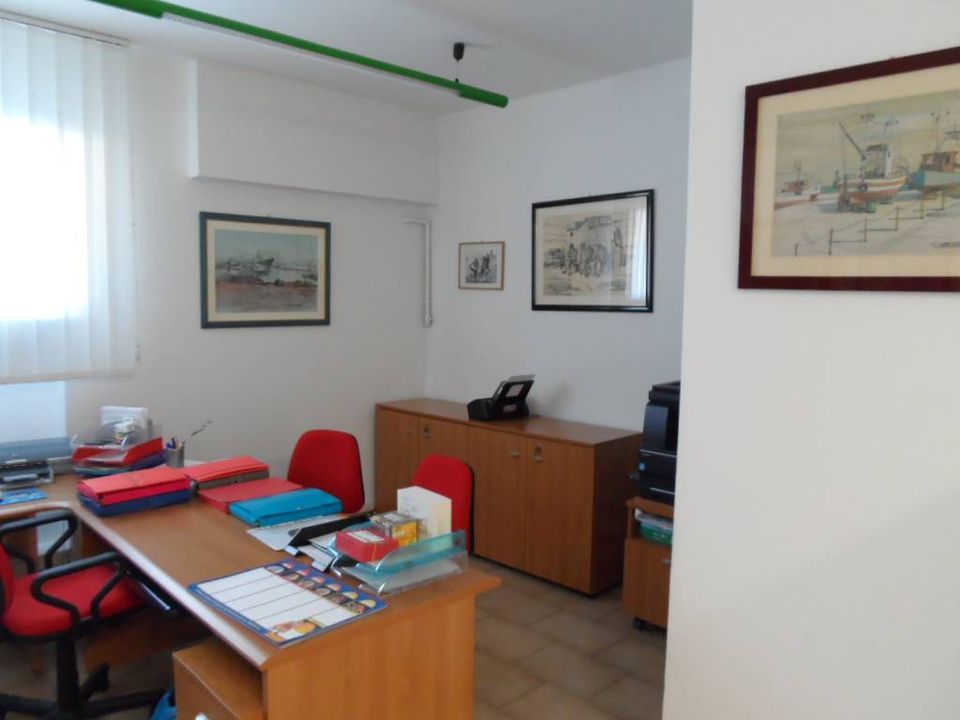 L'establiment comercial a San Benedetto Del Tronto, Ascoli Piceno - foto 5