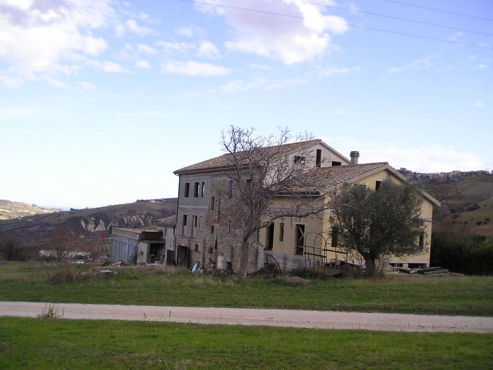 Landejendom i Acquaviva Picena, Ascoli Piceno - foto 1