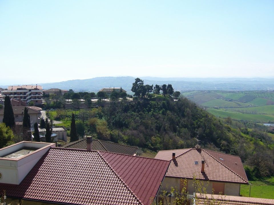 Tomt i Colonnella, Teramo - bilde 1