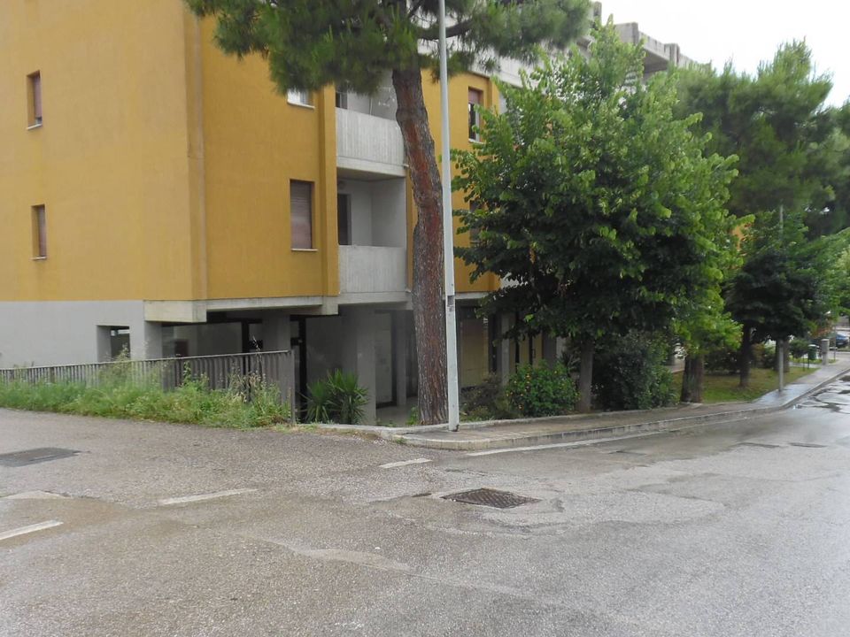 Erhvervsejendom i Monteprandone, Ascoli Piceno - foto 2