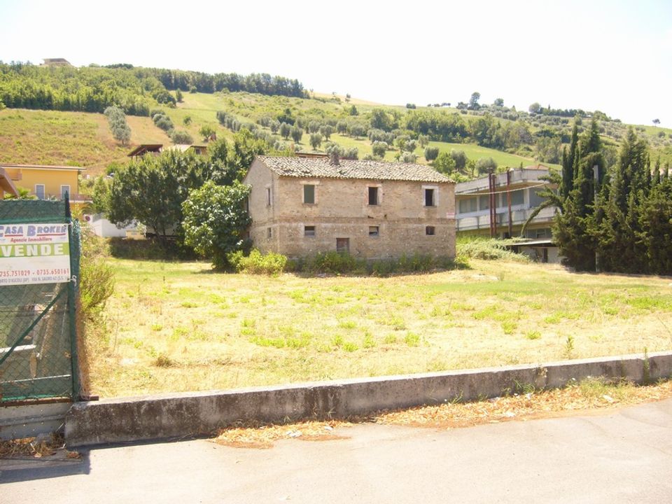 Helårsgrund i Colonnella, Teramo - foto 1