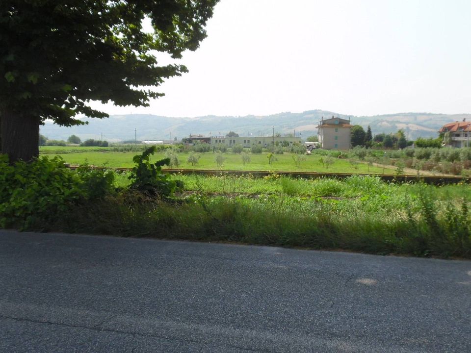 Helårsgrund i Spinetoli, Ascoli Piceno - foto 1