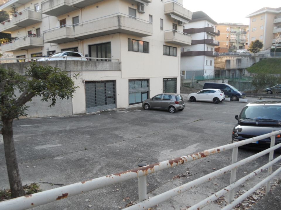 Erhvervsejendom i Folignano, Ascoli Piceno - foto 2