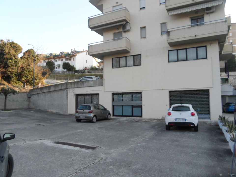 Erhvervsejendom i Folignano, Ascoli Piceno - foto 3