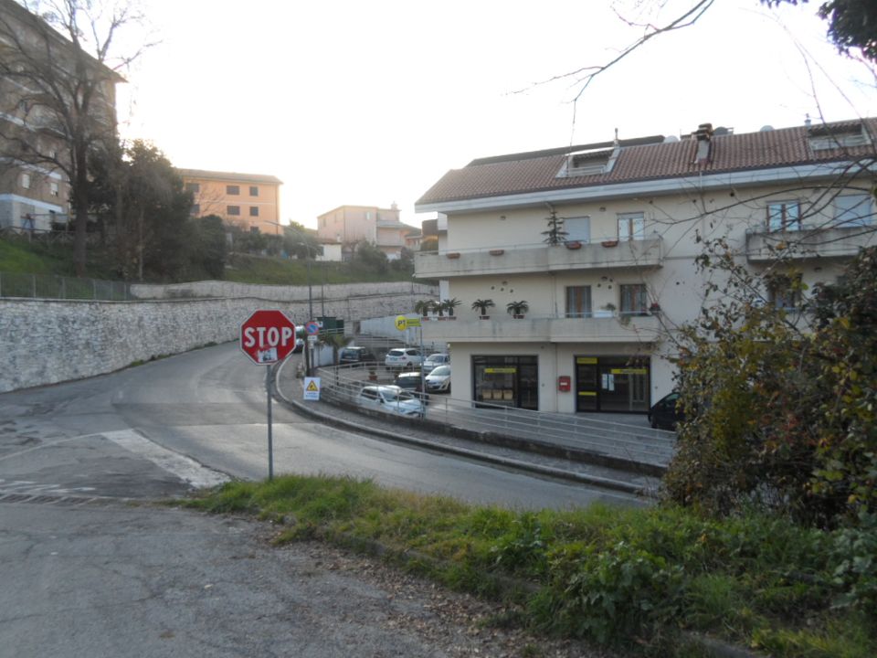 Erhvervsejendom i Folignano, Ascoli Piceno - foto 1
