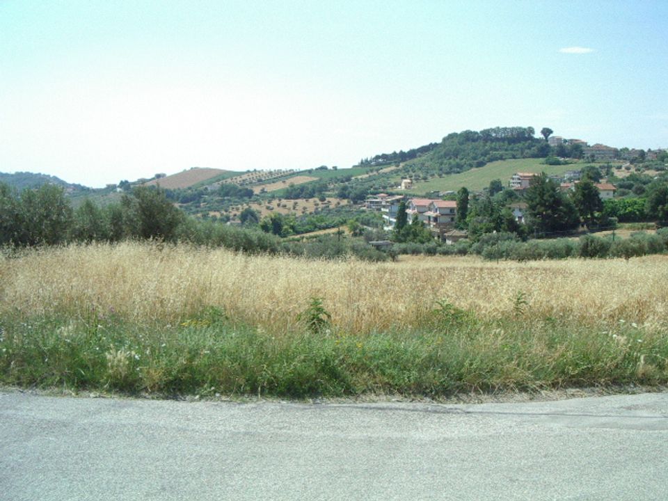 Helårsgrund i Colonnella, Teramo - foto 1