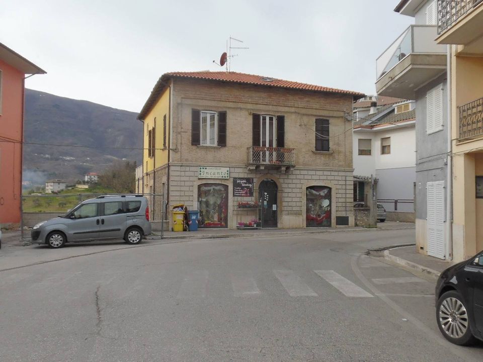 Erhvervsejendom i Folignano, Ascoli Piceno - foto 2