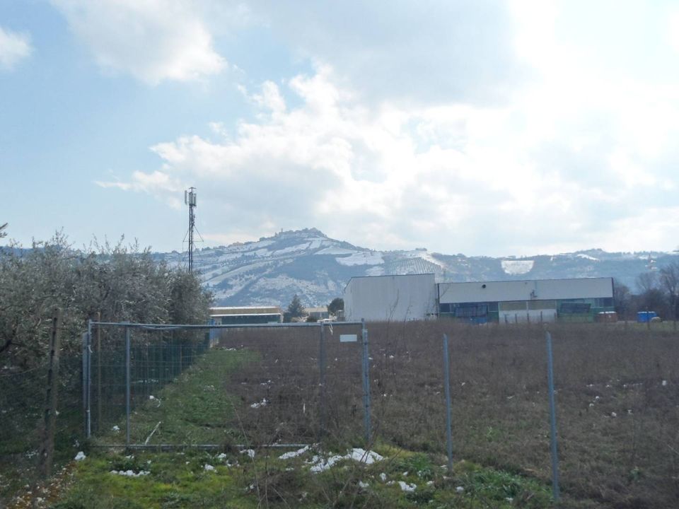 Helårsgrund i Monteprandone, Ascoli Piceno - foto 1