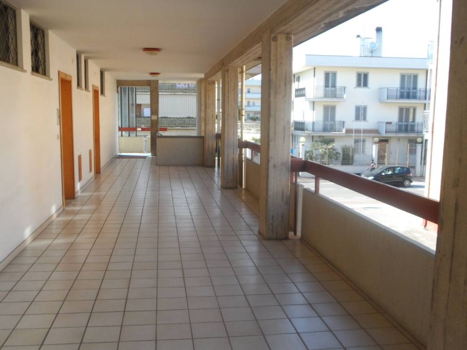 L'establiment comercial a Monteprandone, Ascoli Piceno - foto 1