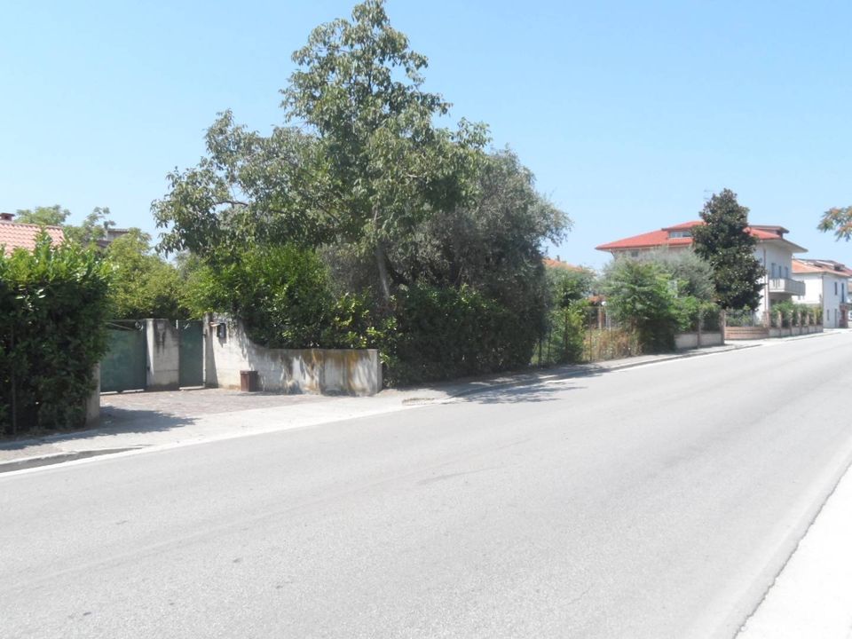 Helårsgrund i Sant'Egidio alla Vibrata, Teramo - foto 1