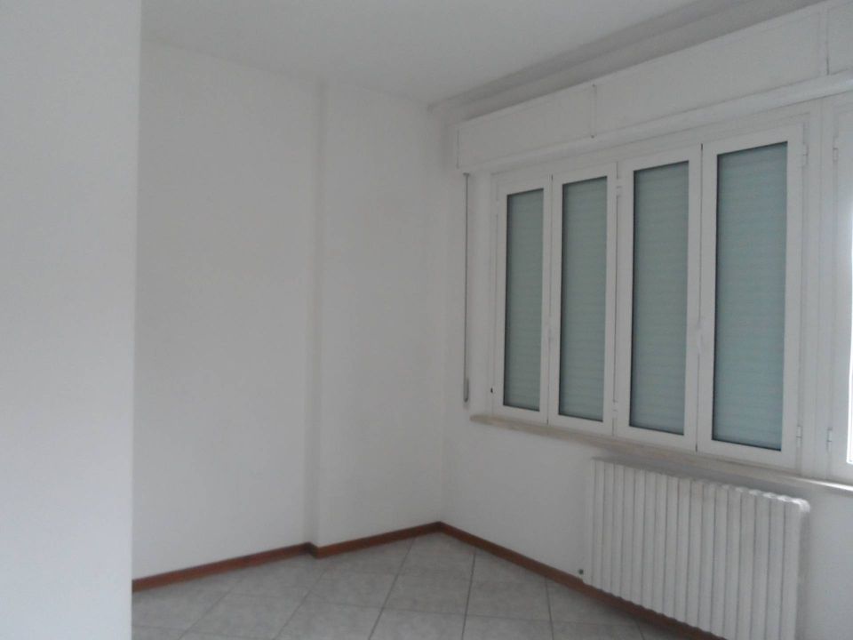 L'establiment comercial a Monteprandone, Ascoli Piceno - foto 3