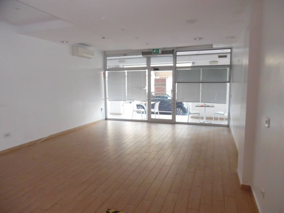 Propriedade comercial em San Benedetto Del Tronto, Ascoli Piceno - foto 2