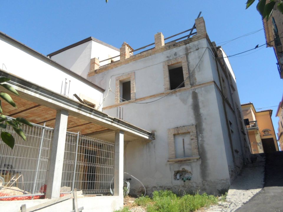Erhvervsejendom i Tortoreto, Teramo - foto 4