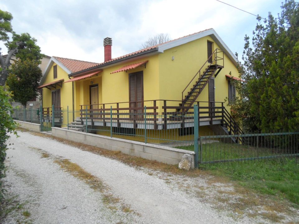 Villa a Castorano, Ascoli Piceno - foto 2