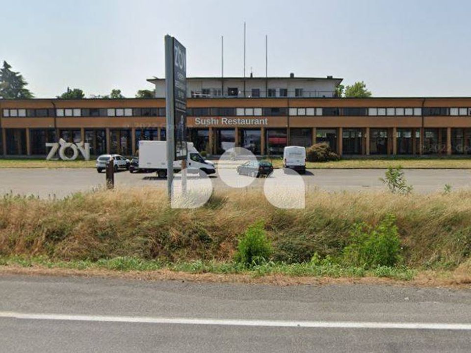Erhvervsejendom i Spino d'Adda, Cremona - foto 1