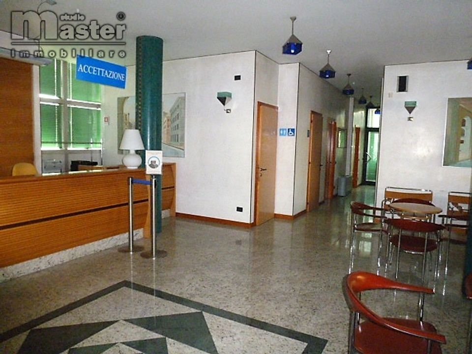 Erhvervsejendom i Treviso, Treviso - foto 1