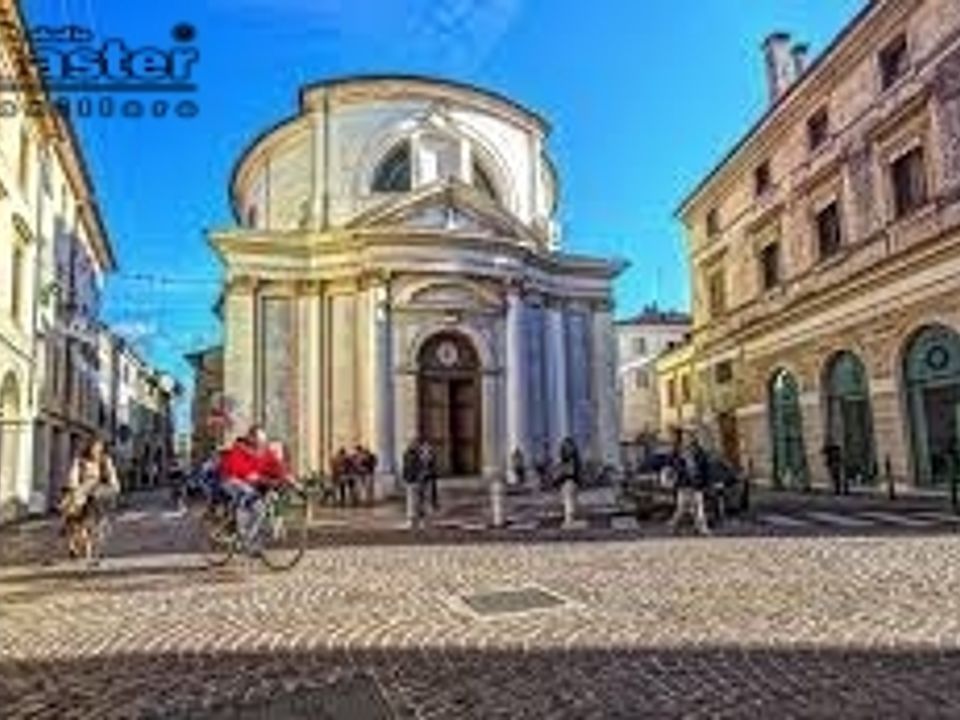 Erhvervsejendom i Treviso, Treviso - foto 1