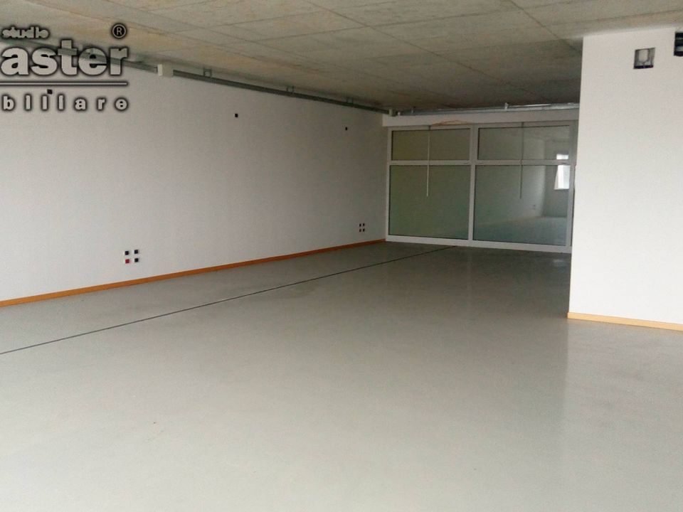 Erhvervsejendom i Spresiano, Treviso - foto 3