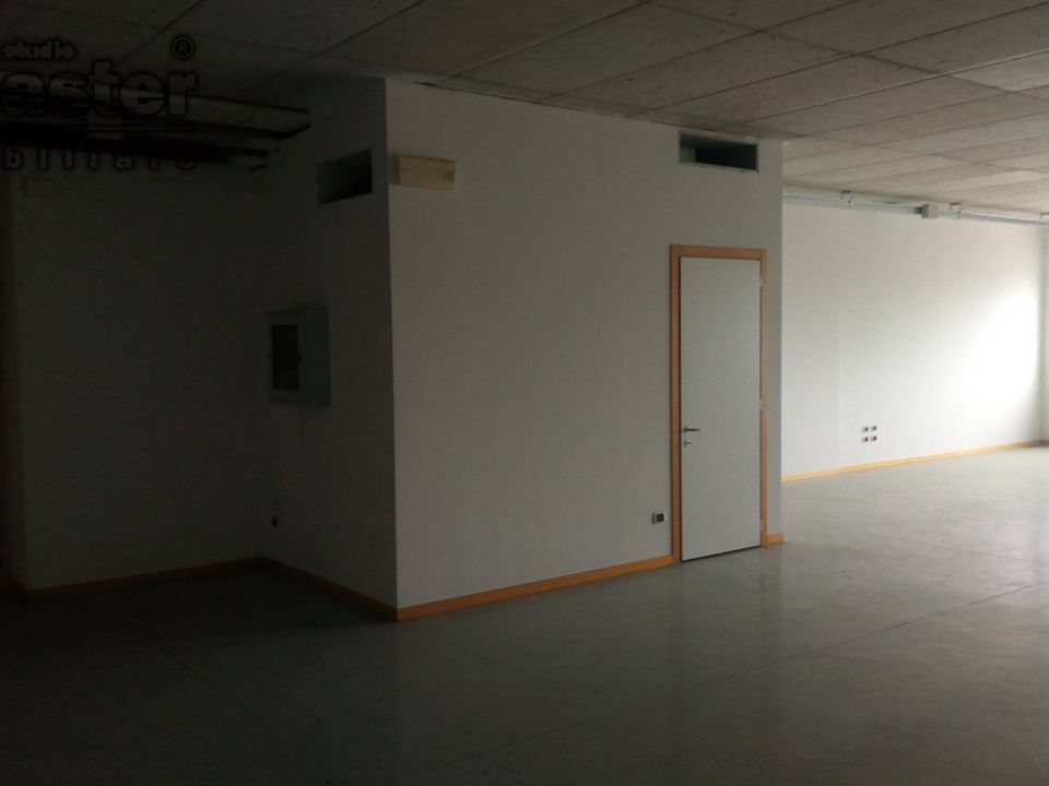 Erhvervsejendom i Spresiano, Treviso - foto 5