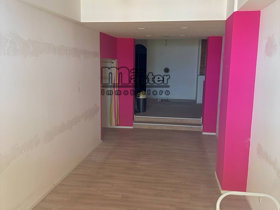 Erhvervsejendom i Treviso, Treviso - foto 1