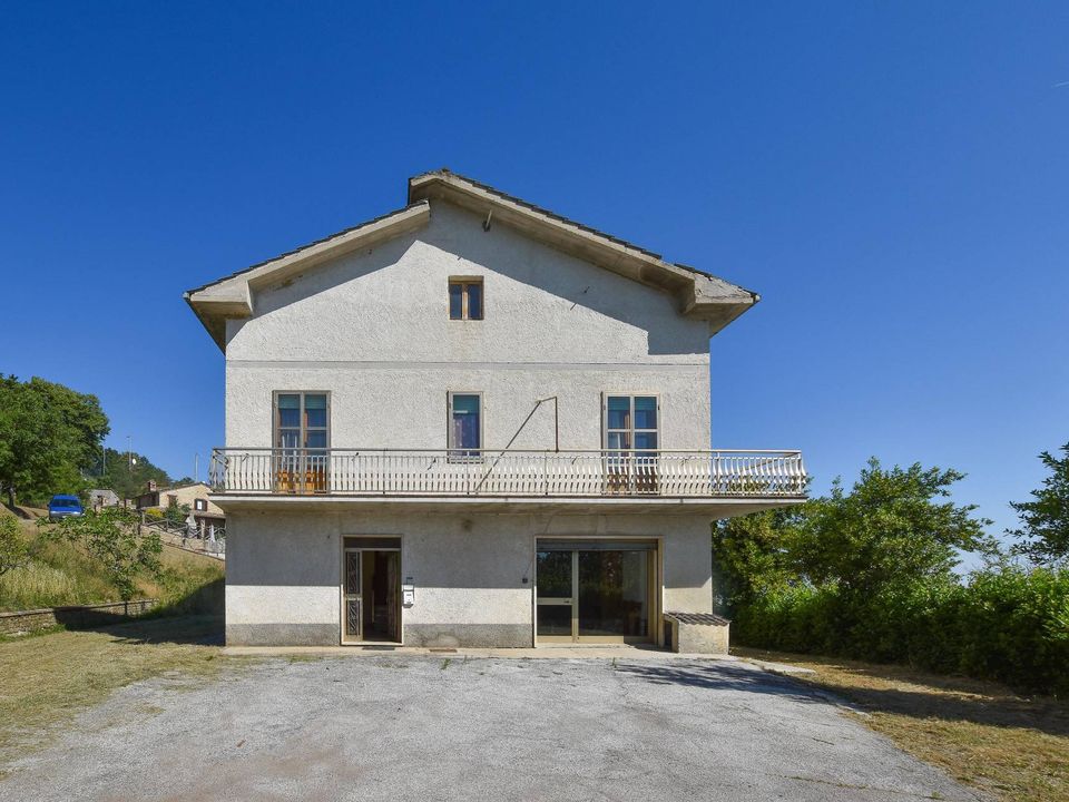 Casa de campo en Montefalcone Appennino, Fermo - foto 1