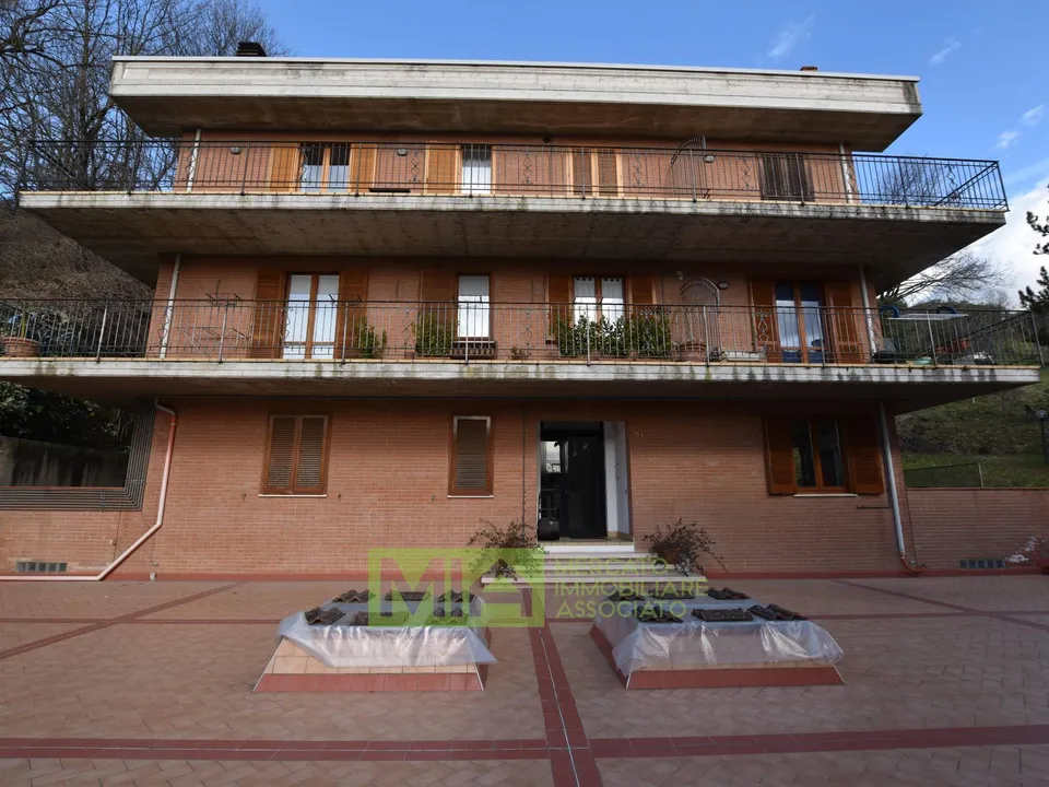 Lejlighed i Amandola, Fermo - foto 1