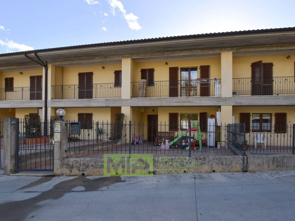 Villa i Santa Vittoria in Matenano, Fermo - foto 1