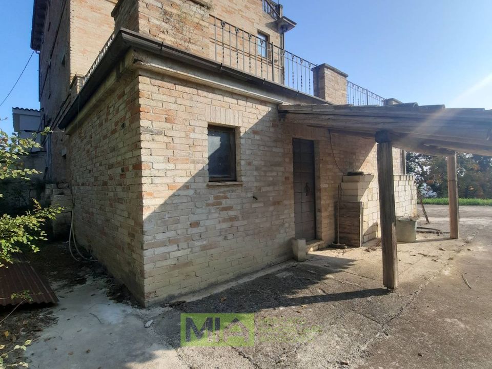 Masia a Monte San Pietrangeli, Fermo - foto 3